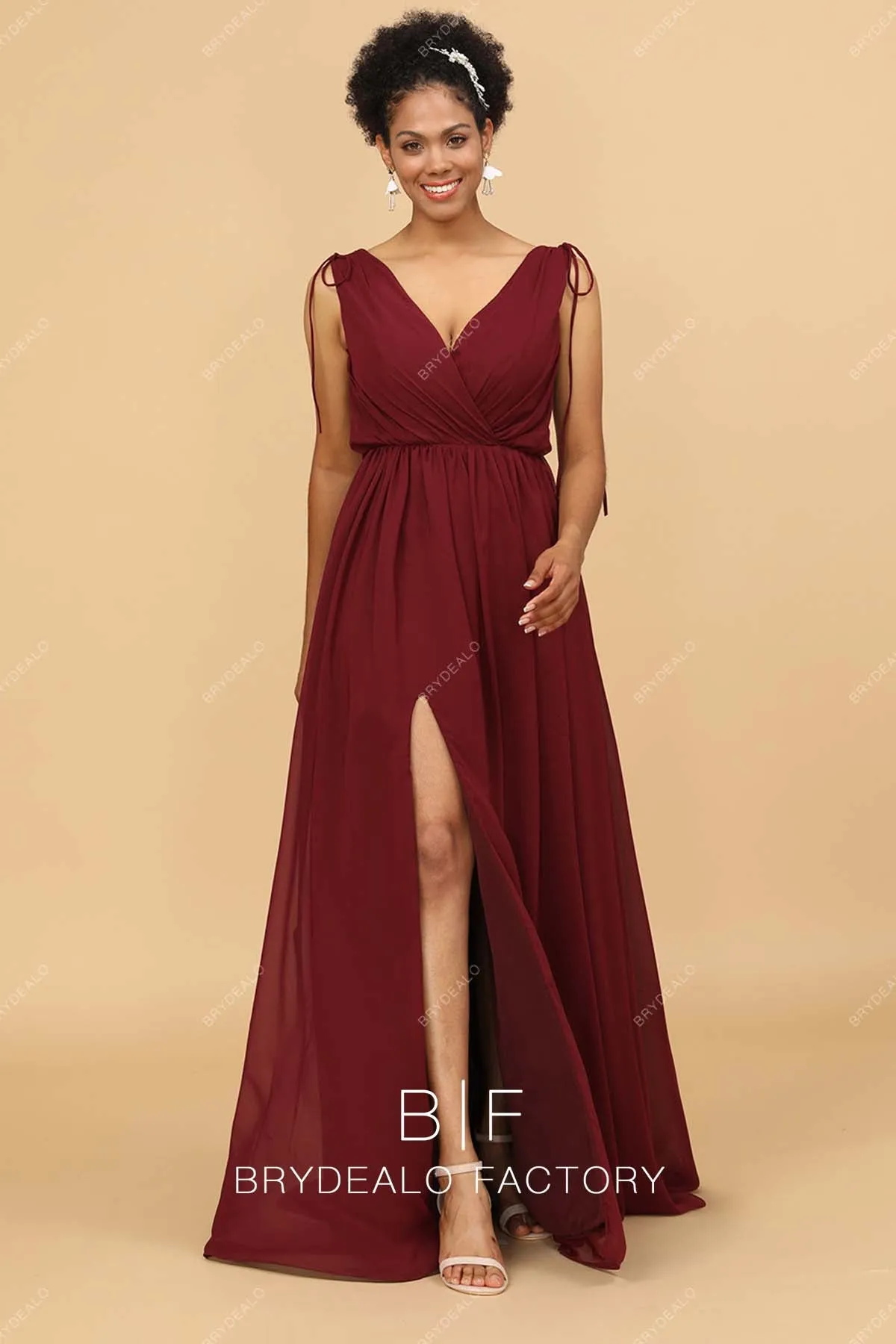 Burgundy Sleeveless Ruched V-Neck Modern Long Dress