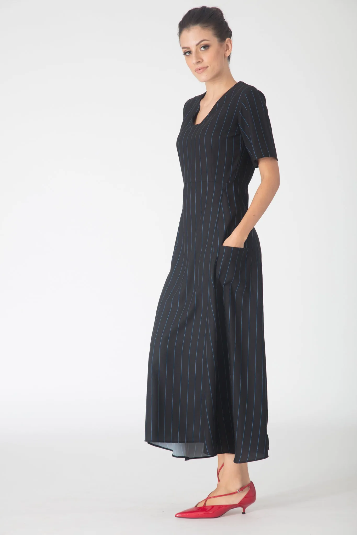 Nila Patch pocket Maxi Dress