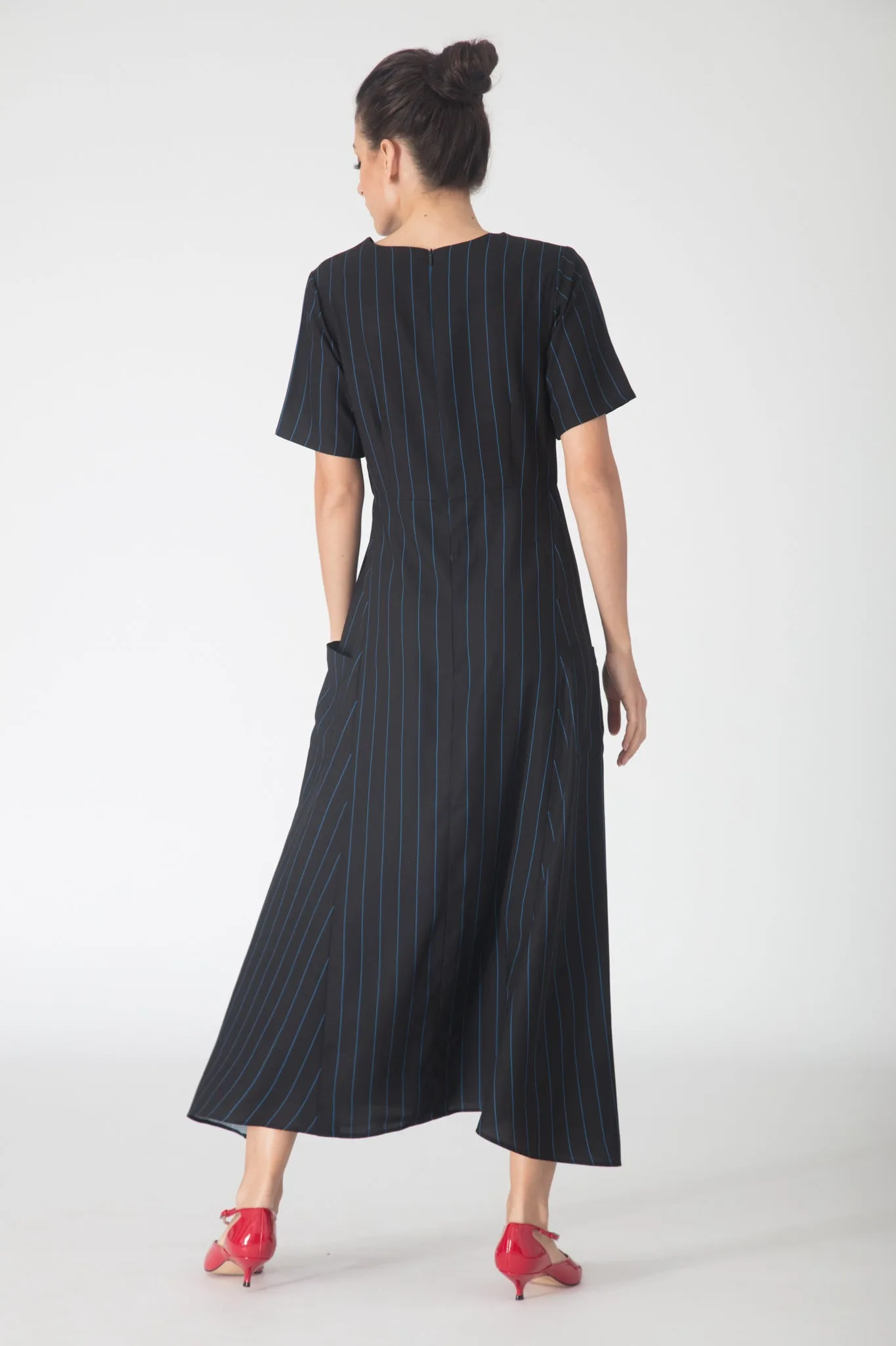 Nila Patch pocket Maxi Dress