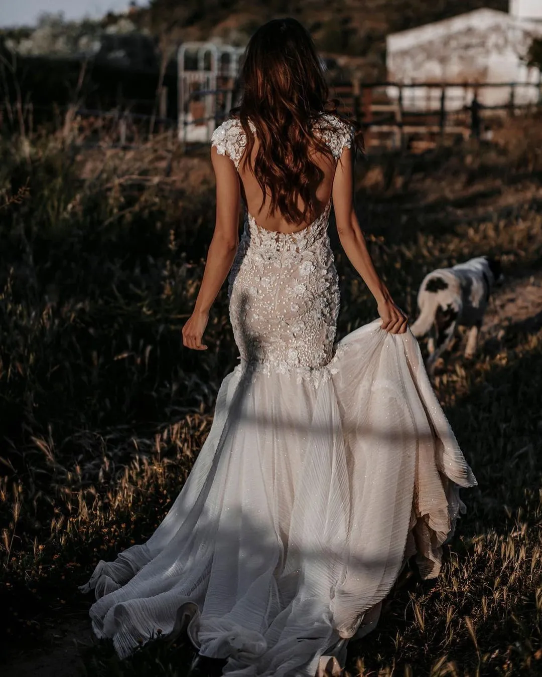 Sweetheart Backless Long Mermaid Wedding Dress with Tulle Lace