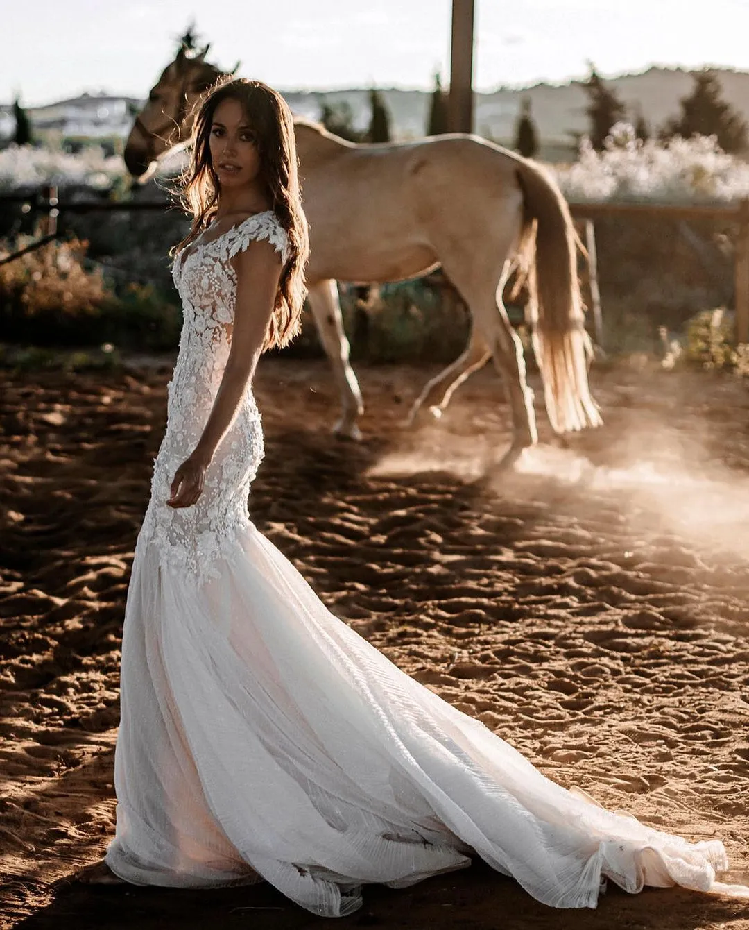 Sweetheart Backless Long Mermaid Wedding Dress with Tulle Lace