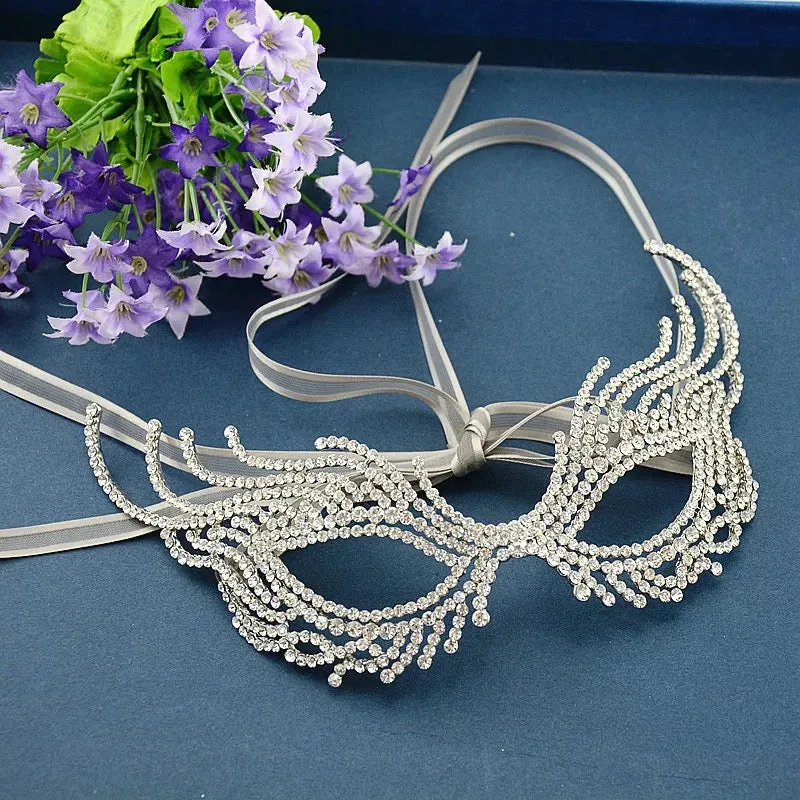 Women Lace Sexy Elegant Crystal Rhinestone Masquerade Ball Party Mask - Silver ((Style 11 ))